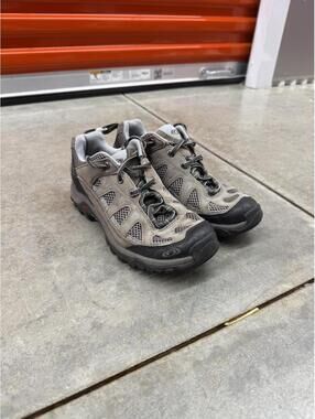 salomon exit aero grey and blue hiking shoes size 6.5 WOMENS